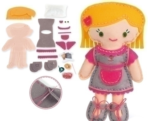 Kit De Manualitats Goula Cose La teva Nina Bibi Fucsia +6 Anys